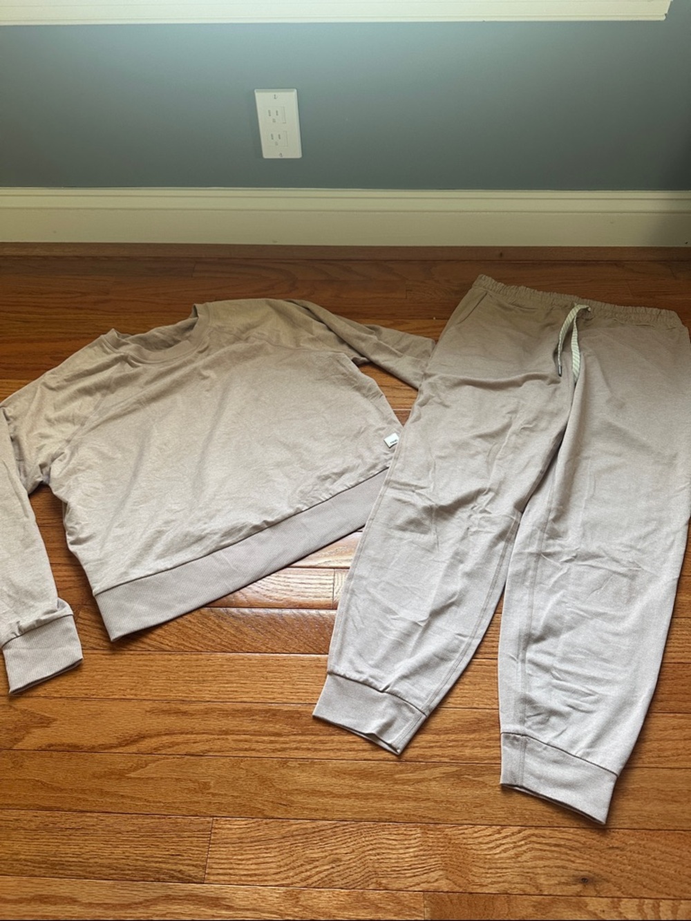 Vuori Neutral Beige Long Sleeve and Performance Jogger Set